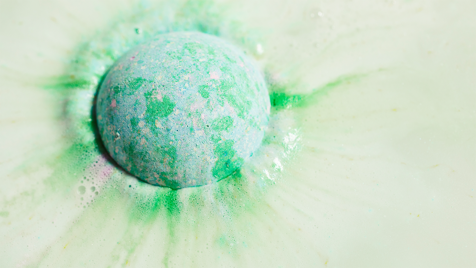 photo: Lush